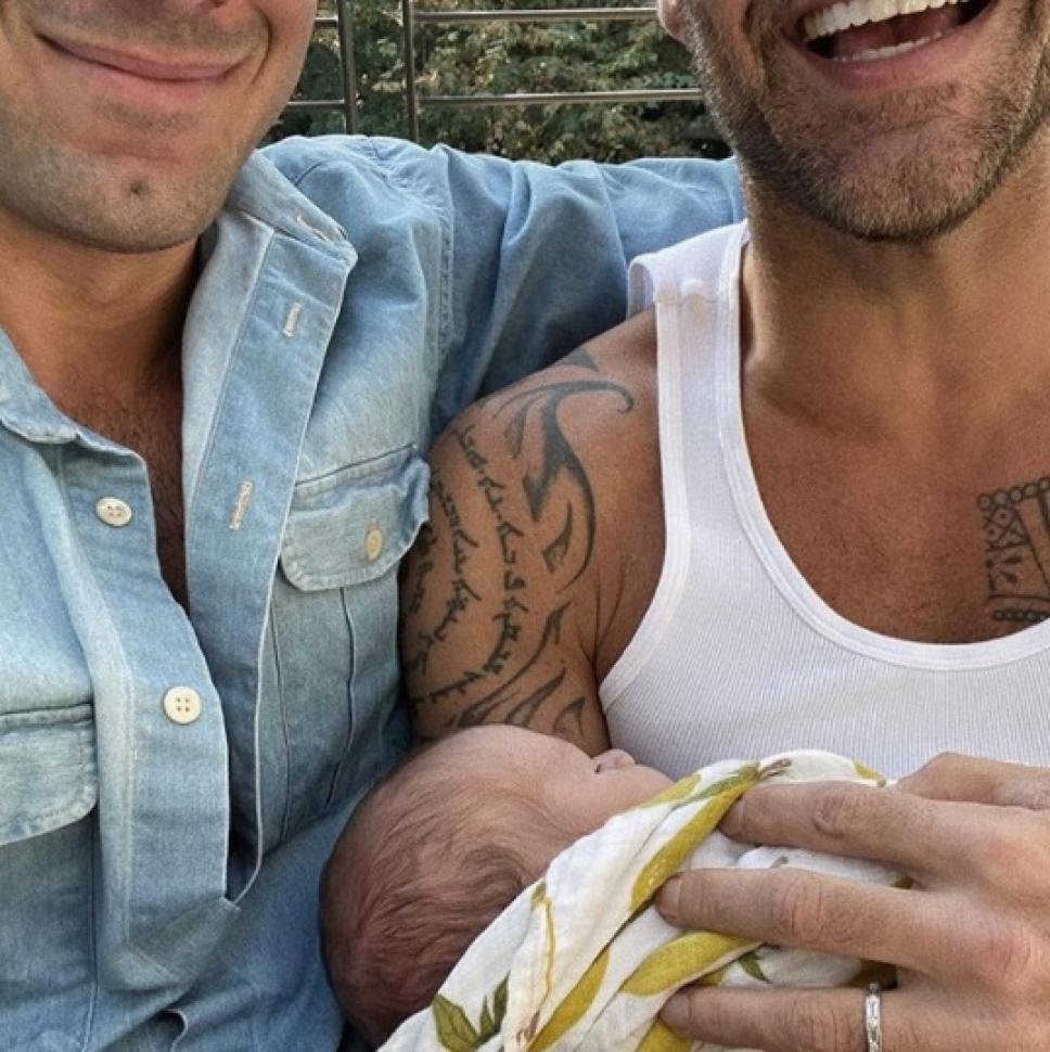 Ricky Martin anunció muy feliz que fue padre otra vez