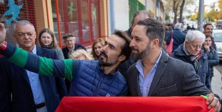 El socialismo ganó pero la ultraderecha franquista cantó victoria en España