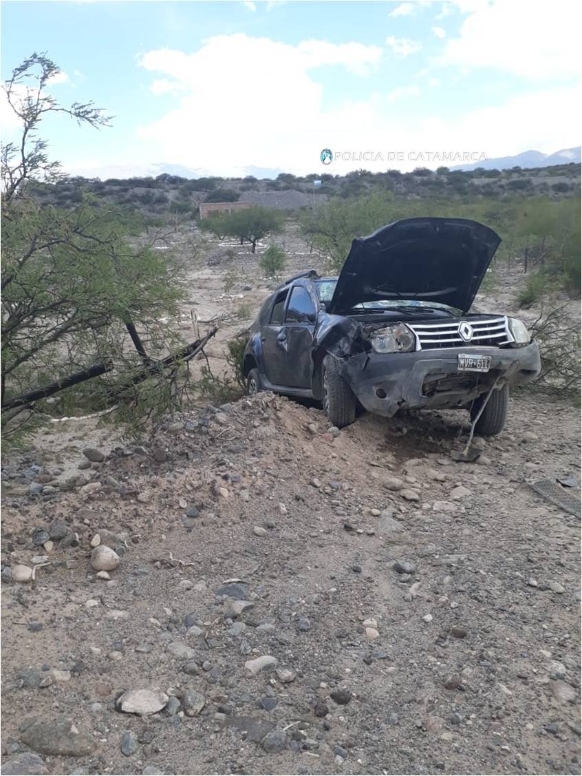 Siniestro vial con daños materiales en Santa María