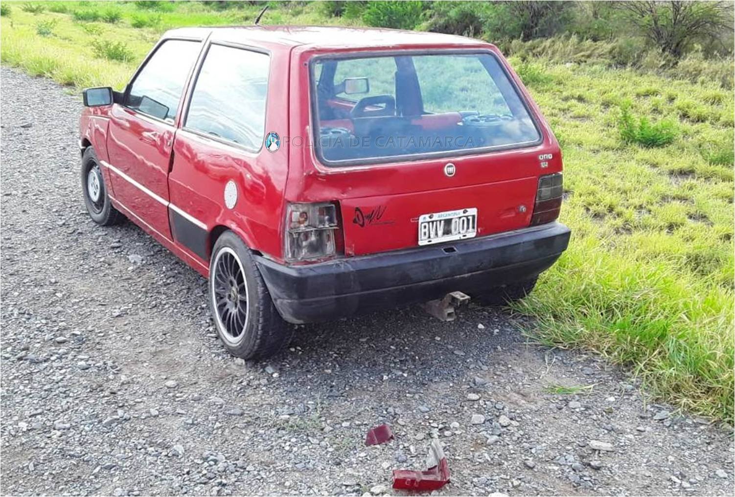 Una moto y un auto colisionaron en Capayán