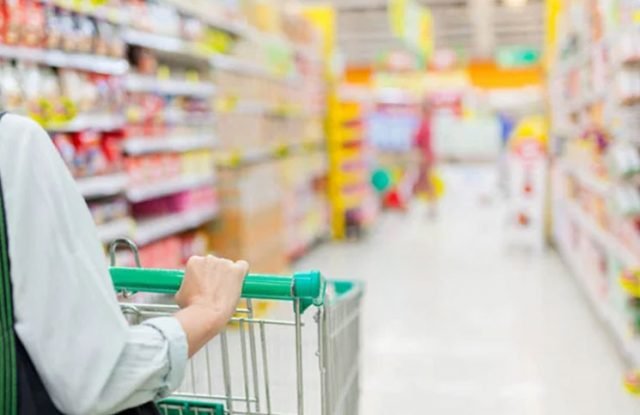 Asesinaron a una mujer en un supermercado en medio de una pelea por un barbijo