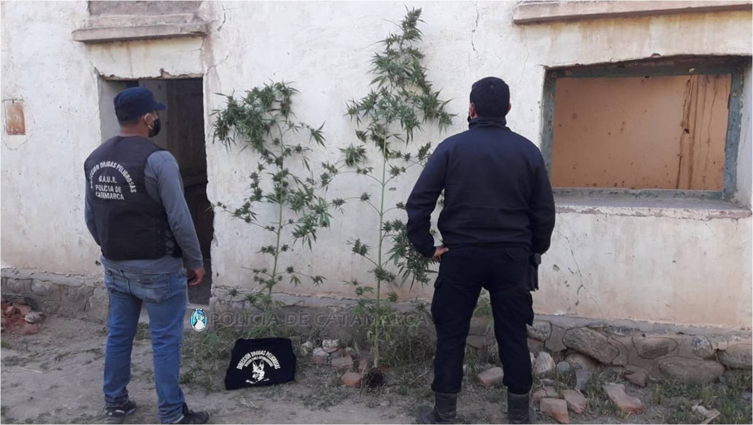 Tras un allanamiento secuestran droga en Santa María