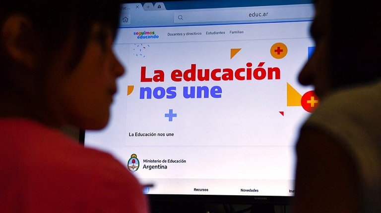 Las provincias dictan vacaciones de invierno para descansar de las clases online en las escuelas