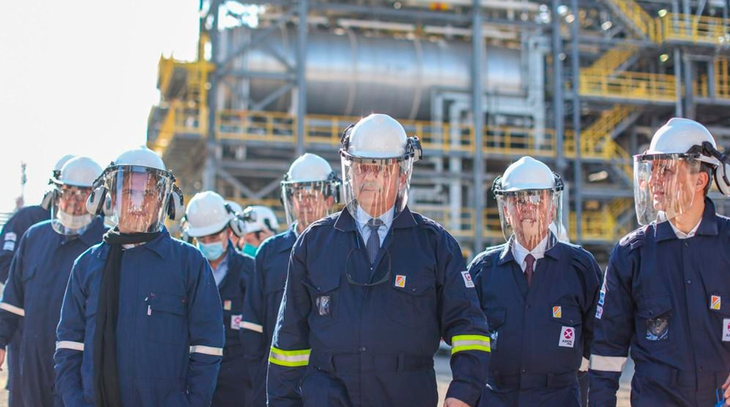 Alberto Fernández inauguró la primera planta refinadora del país que produce diésel premium