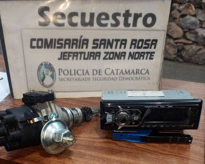 Detienen a  dos jóvenes y secuestran elementos de dudosa procedencia en Valle Viejo