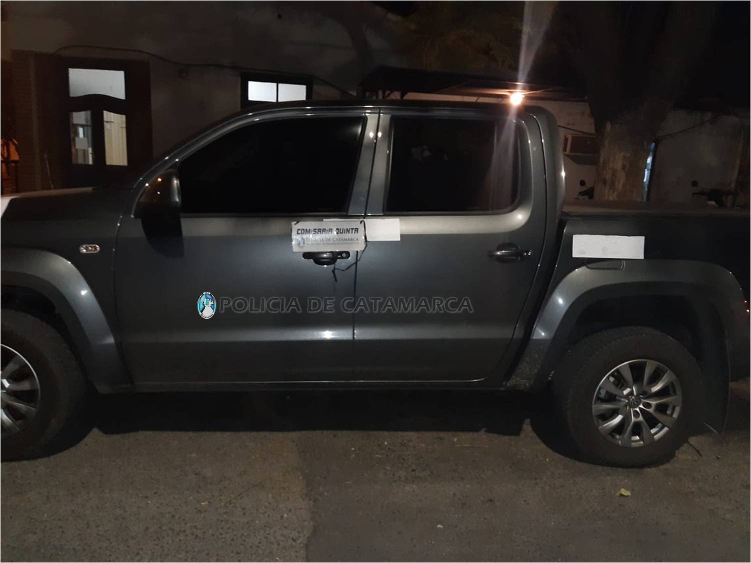Aprehenden a un joven y secuestran una camioneta en el oeste de la Capital