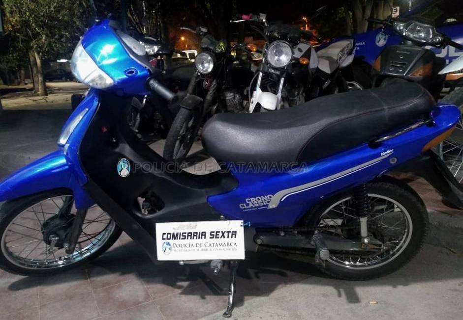 Recuperan una moto sustraída en el sur de la Capital