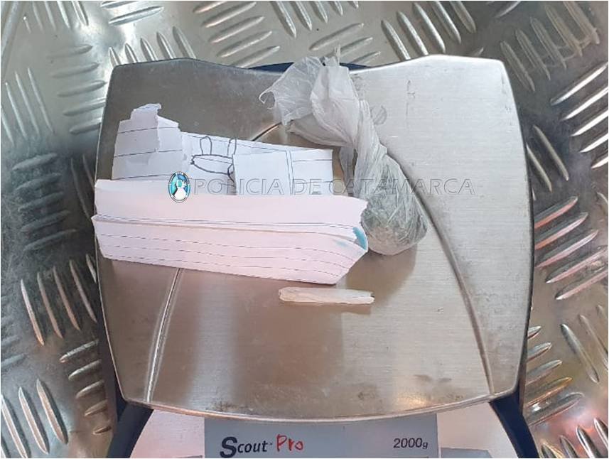Secuestran droga y un automóvil en Santa María