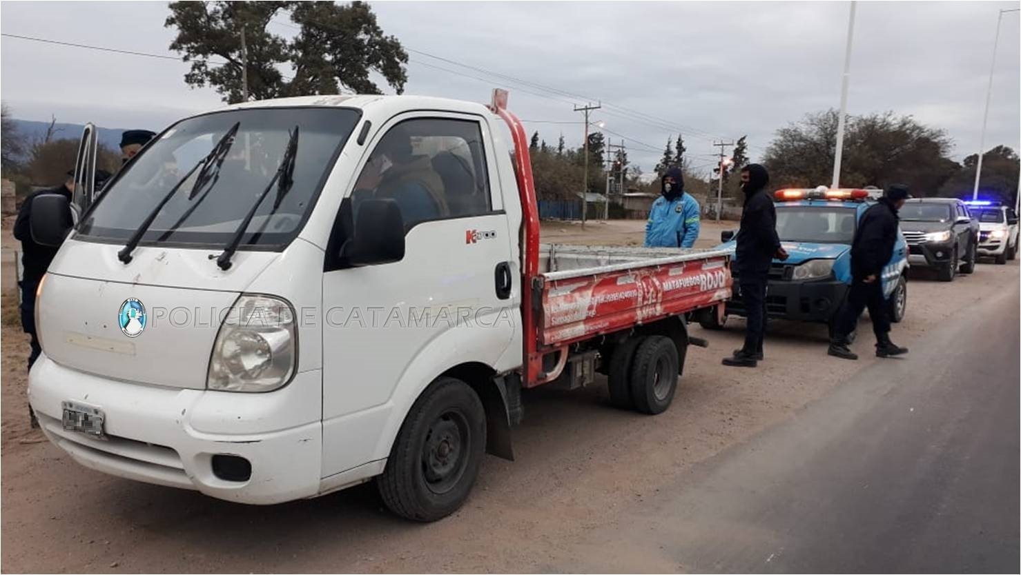 Tras una persecución aprehenden a dos personas y secuestran un camión en la zona sur de la Capital