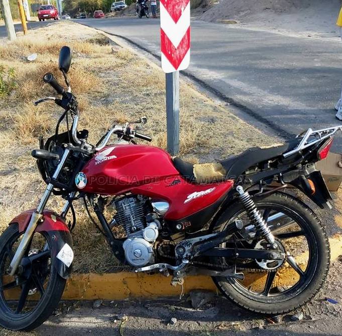 Una joven mujer resultó lesionada en un siniestro vial