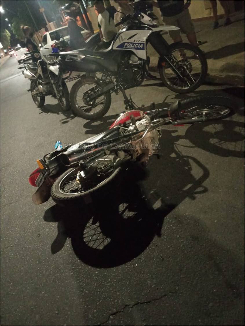 Tras una persecución aprehenden a un hombre y secuestran una moto en la Capital