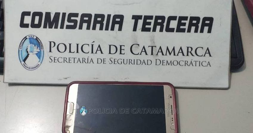 Aprehenden a un joven y recuperan un teléfono celular sustraído