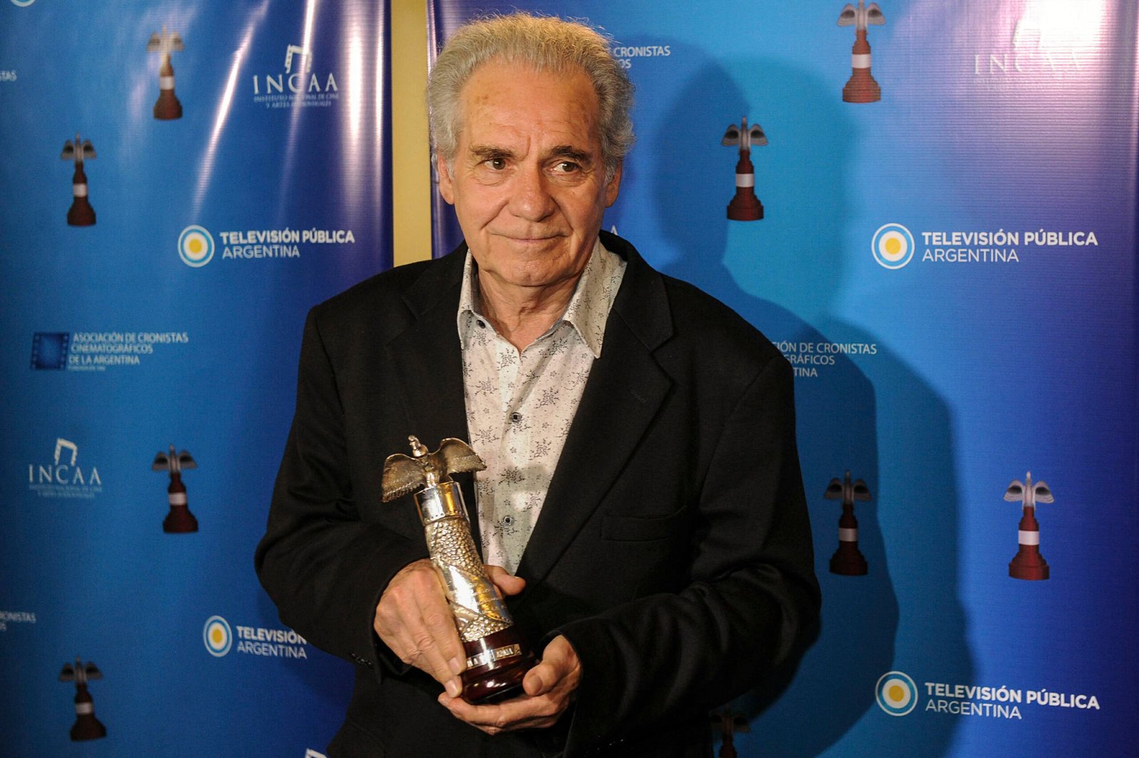 Murió a los 77 años Hugo Arana, el actor de raza que cautivó con su estilo popular