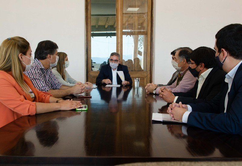 Gobierno hará más eficiente el pago para proveedores