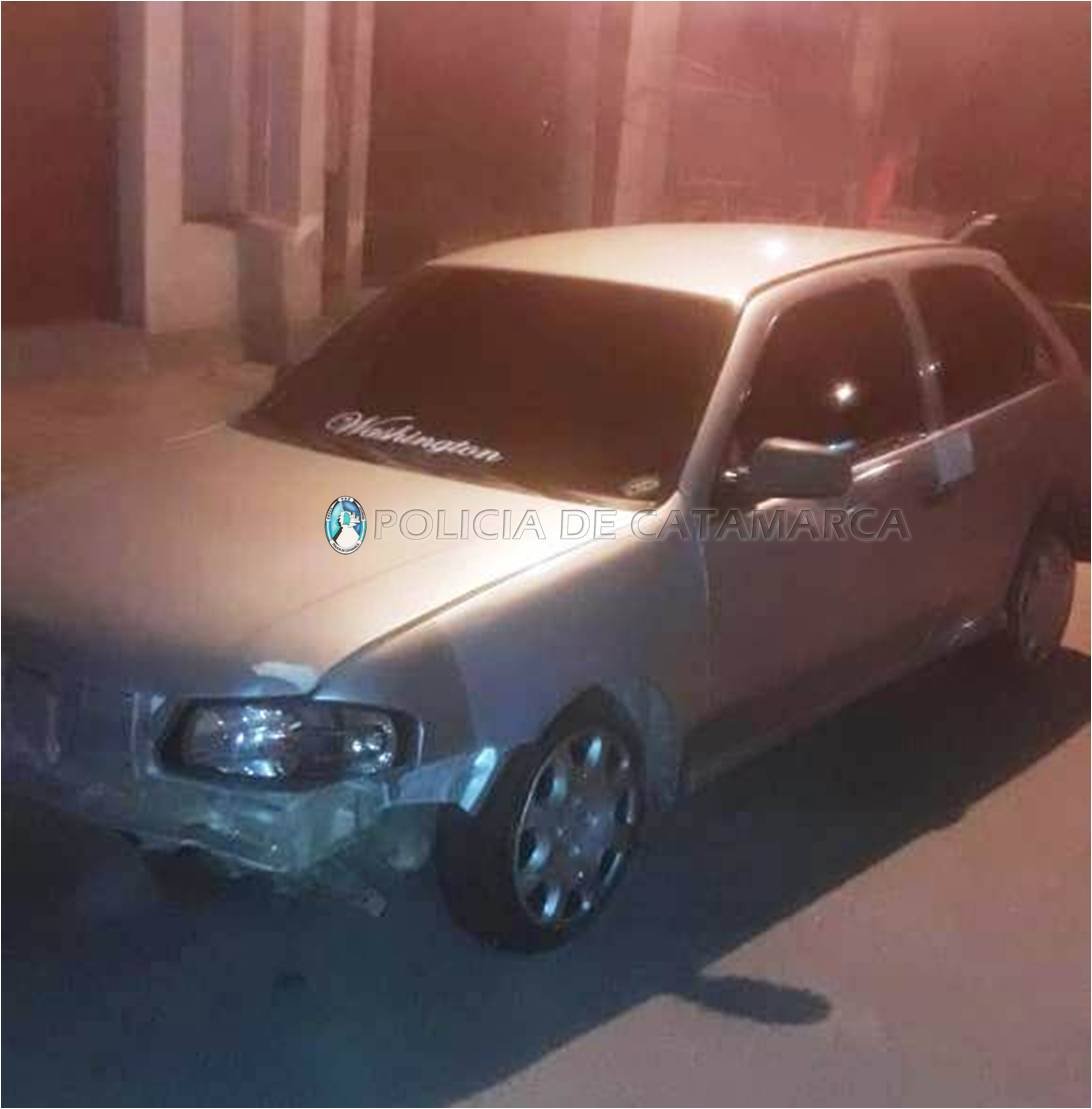 Aprehenden a dos jóvenes y secuestran un auto en la zona sur de la Capital