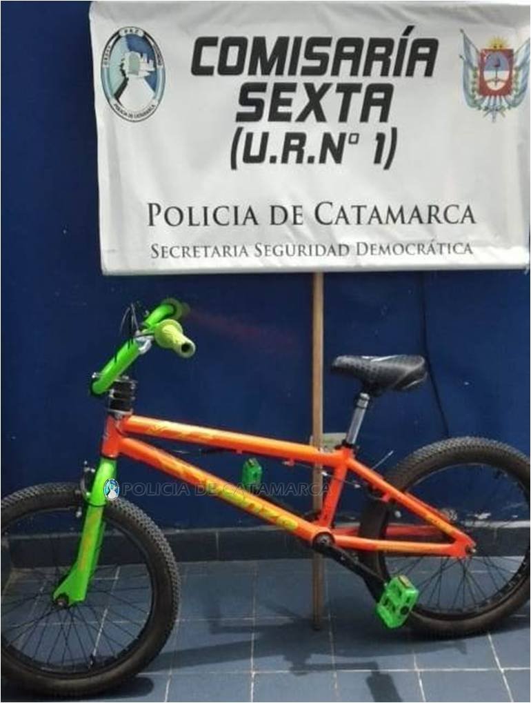 Recuperan una bicicleta sustraída y aprehenden a dos personas