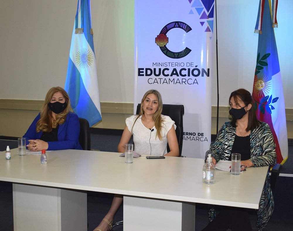 Dio inicio la “Semana de la Educación de Jóvenes y Adultos – Artísticas”