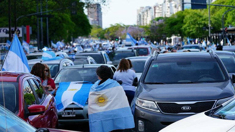 Fuerte convocatoria en una nueva manifestación contra el Gobierno en diferentes puntos del país