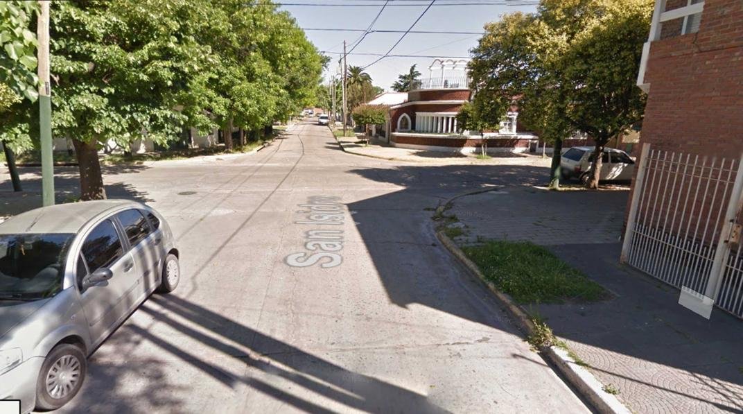 Detienen a un hombre acusado de rociar con nafta a sus 2 sobrinas y una casa en La Plata