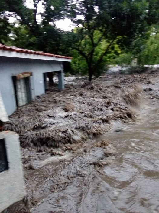 Fuerte temporal generó destrozos en Córdoba