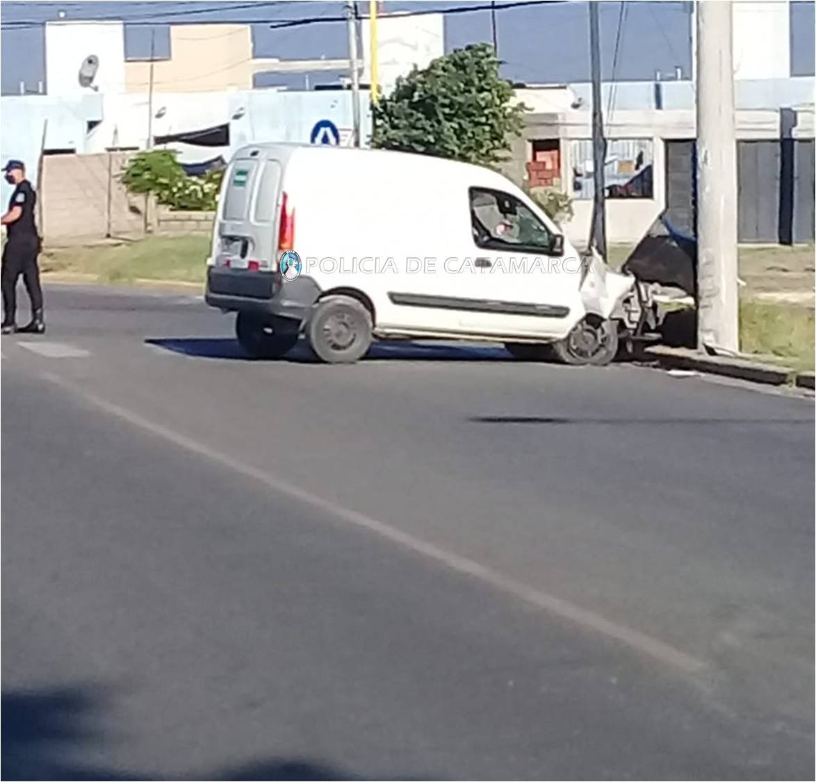 Jóvenes resultaron lesionados en un siniestro vial