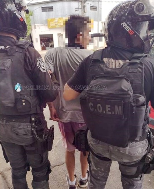 Aprehenden a un hombre sospechado de cometer un ilícito