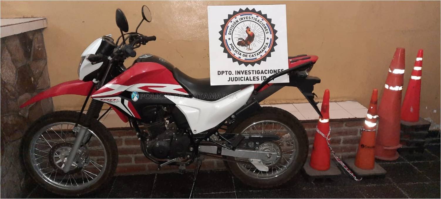 Policías recuperaron una motocicleta sustraída en la Provincia de La Rioja