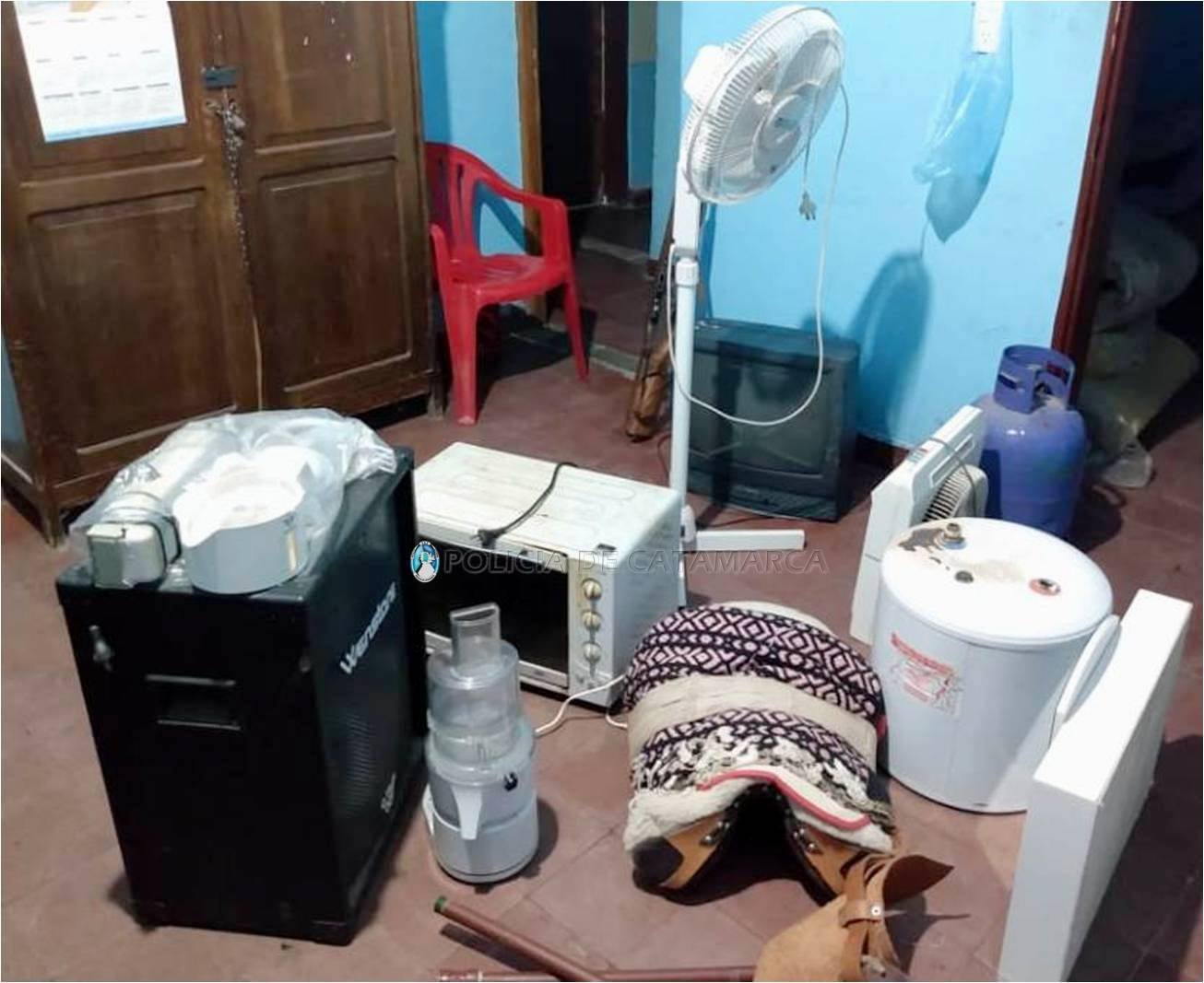 Recuperan varios elementos robados en Capayán