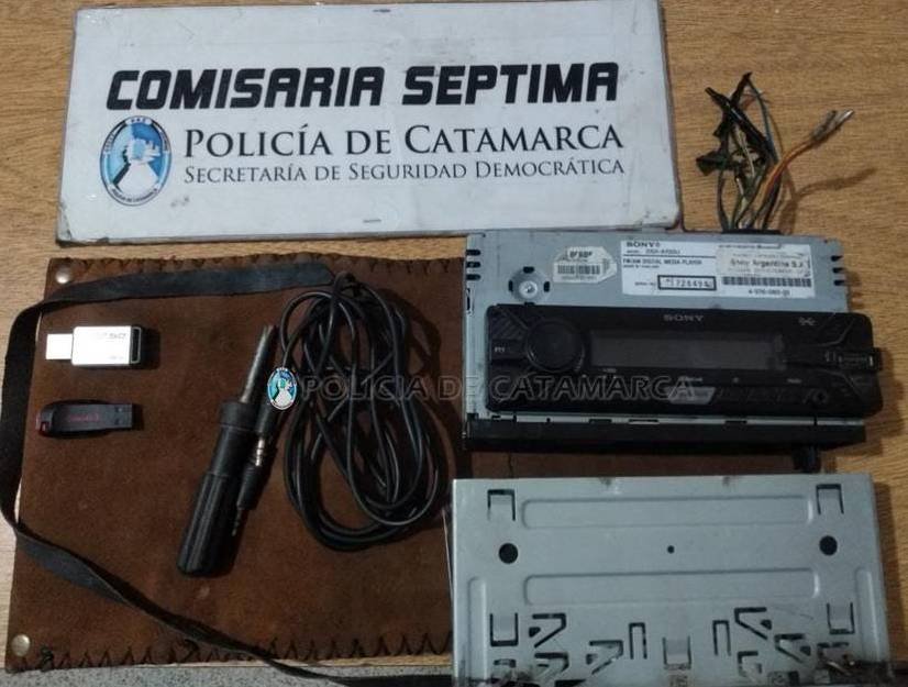 Demoran a un adolescente y secuestran elementos de dudosa procedencia