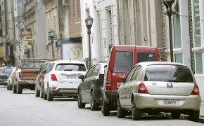 Detienen a un cuidacoches acusado de asesinar a puñaladas a otro «trapito» en La Plata