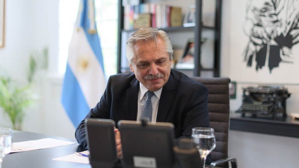 Alberto Fernández: «Queremos proteger al que confía e invierte en la Argentina»