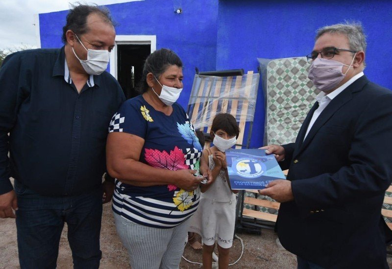 Raúl Jalil inauguró obras y realizó importantes anuncios en su recorrido por el Este de la provincia