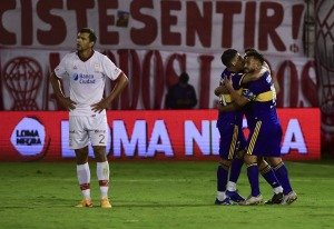 Boca le ganó a Huracán y dio un gran paso hacia la clasificación