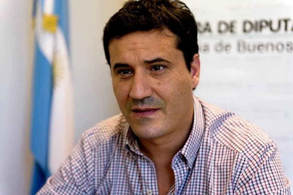 Maximiliano Abad asume hoy la presidencia de la UCR bonaerense