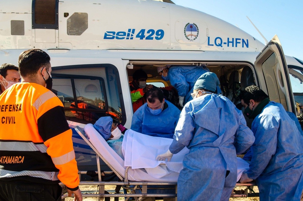 Doña Lorenza llegó a Capital y fue trasladada a un sanatorio privado