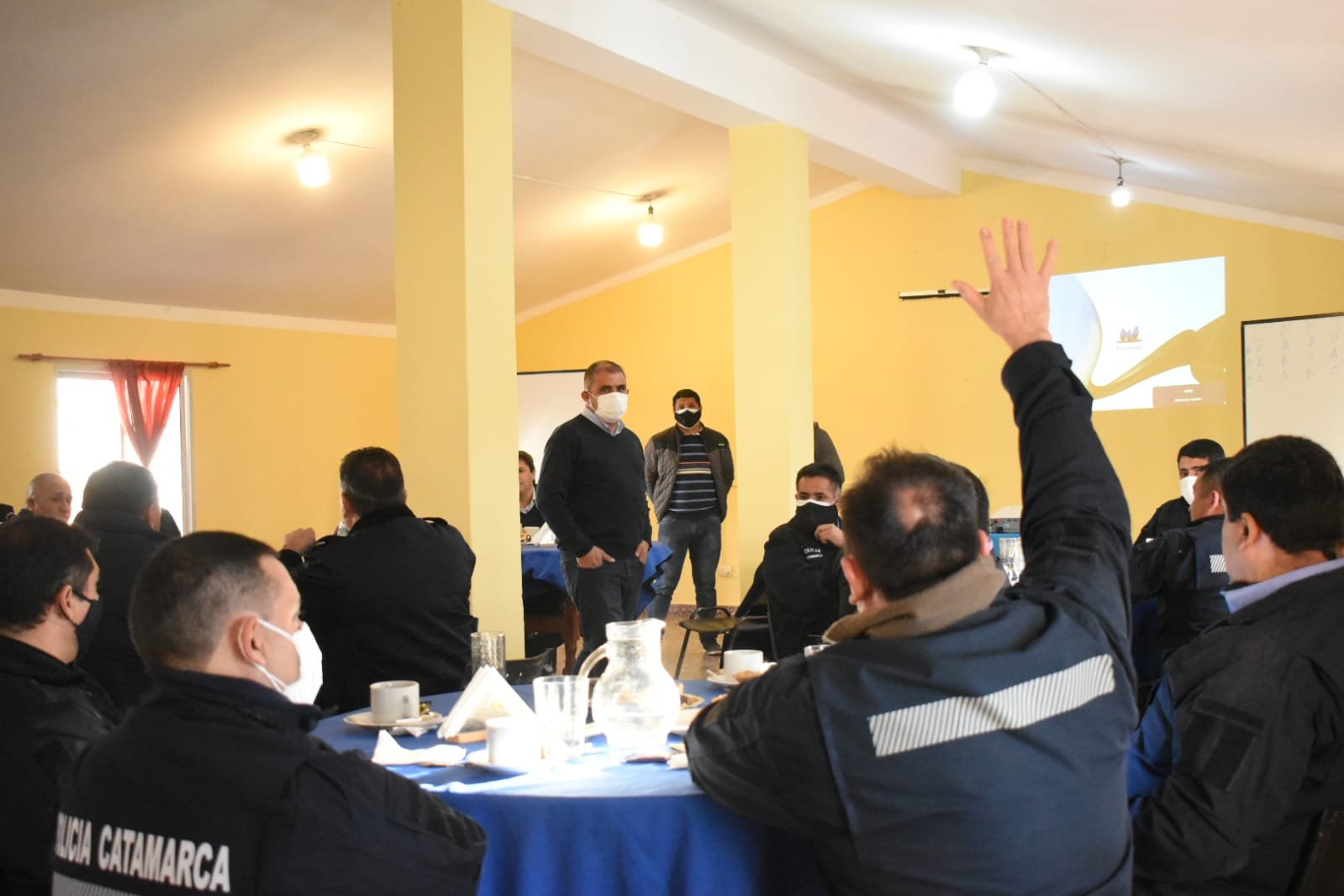 GUSTAVO AGUIRRE DESTACÓ EL ROL DE LA POLICÍA EN LA SOCIEDAD.