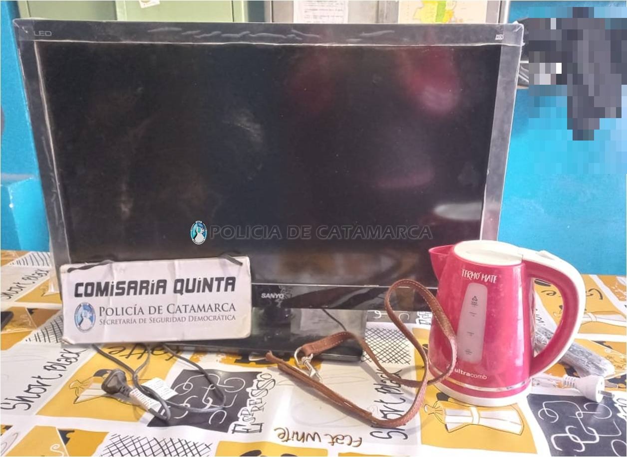 Secuestran elementos de dudosa procedencia y demoran a un adolescente en la Capital