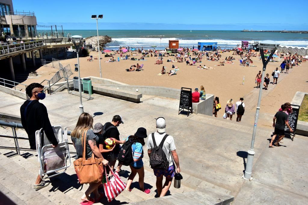 Fin de semana largo récord: más de 4 millones de turistas se movilizaron en todo el país