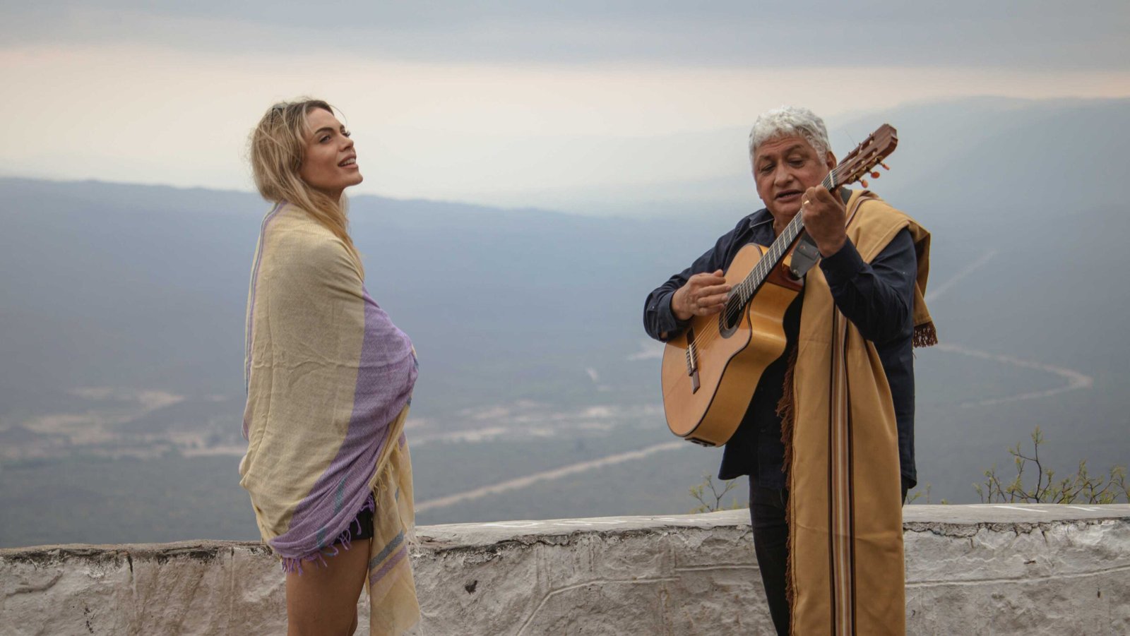 Emilia Attias recorre Catamarca para un especial de “Resto del Mundo”