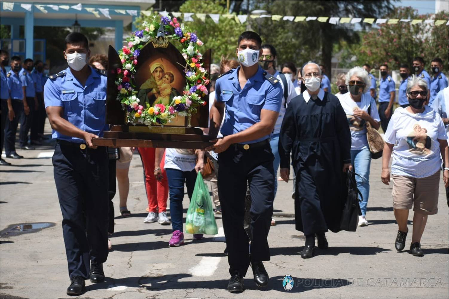 Visita de la Virgen de Schoenstatt a la Escuela de Cadetes de la Policía de nuestra Provincia