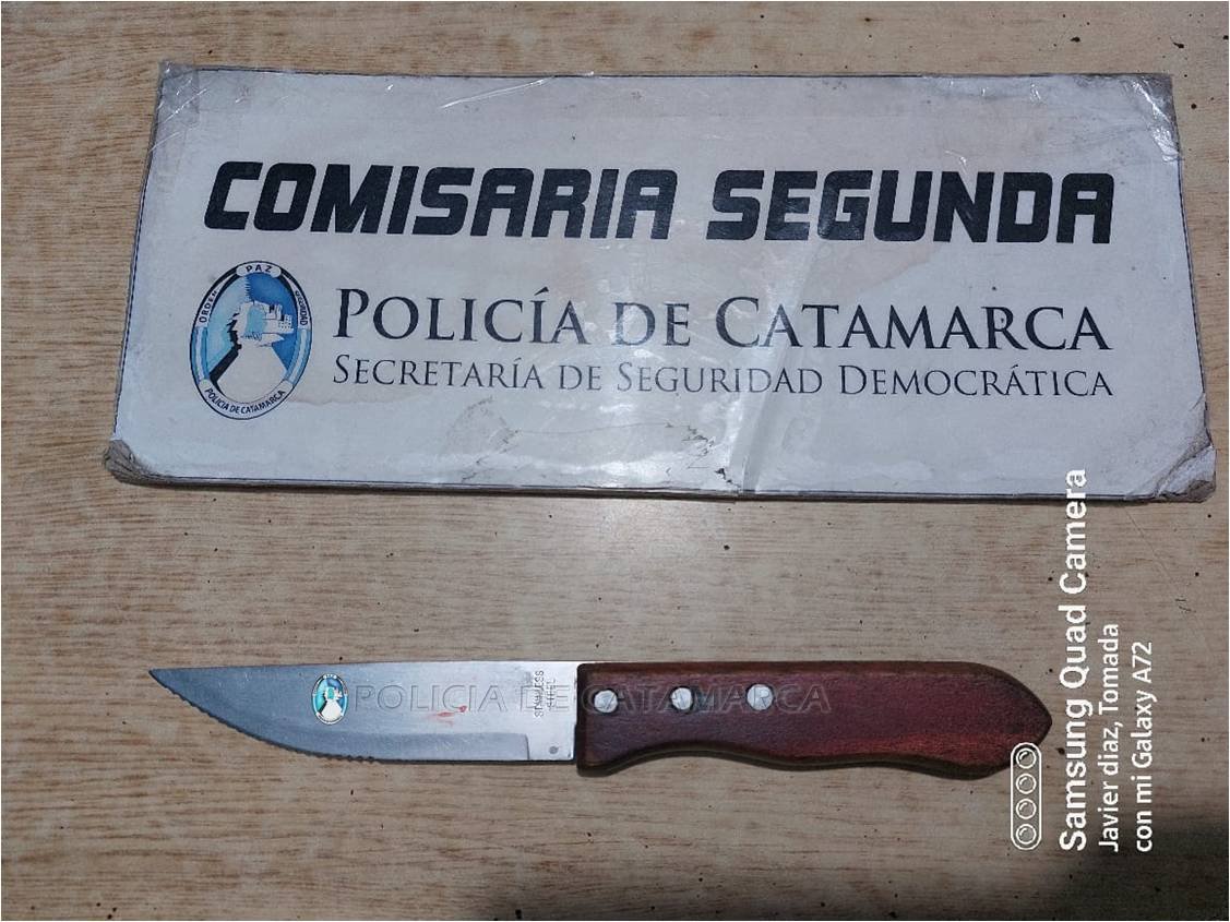 Aprehenden a dos hombres y secuestran un arma blanca