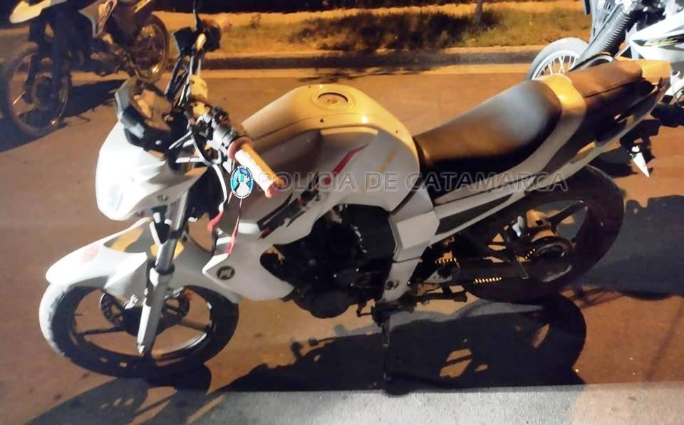 Sustrajo una motocicleta y fue aprehendido