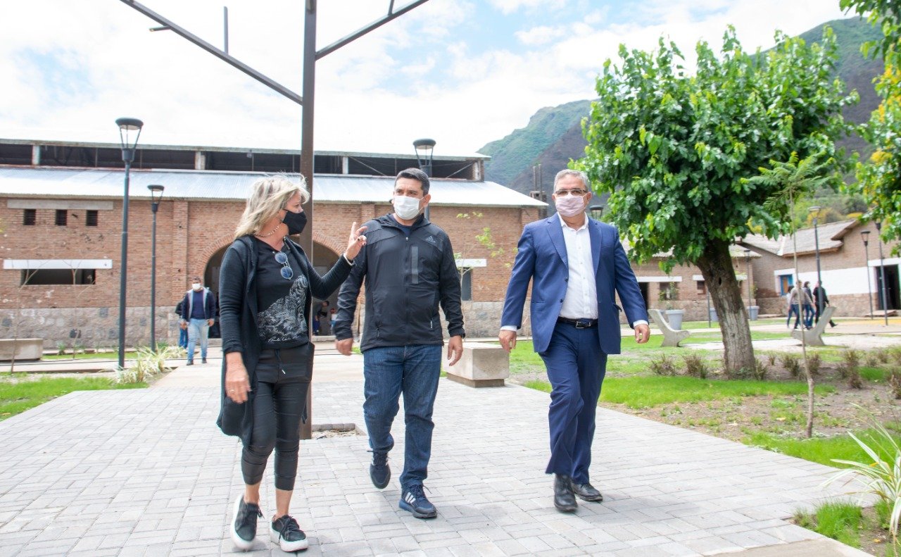 Raúl y el intendente Ferreyra recorrieron el Parque Las Moras