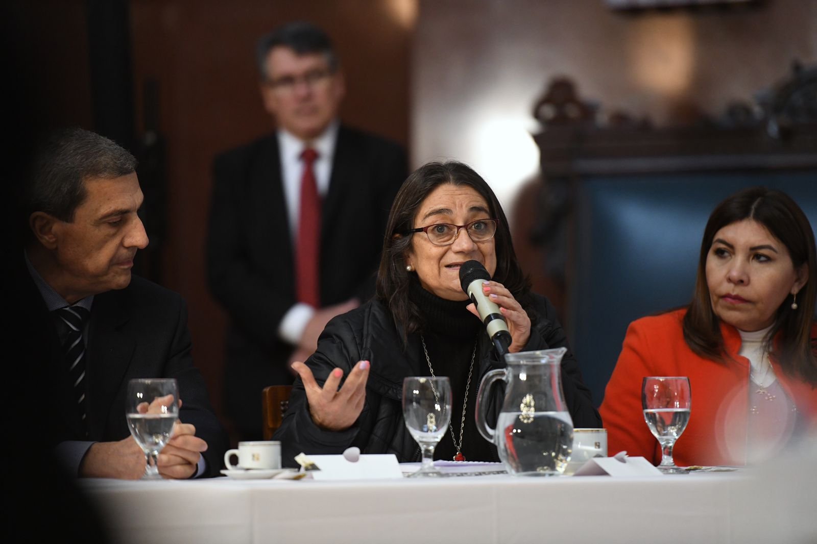 LUCÍA CORPACCI: «Empecemos a pensar entre todos y todas en un país más equilibrado, estos planteos se hacen y se pueden hacer en los gobiernos populares».