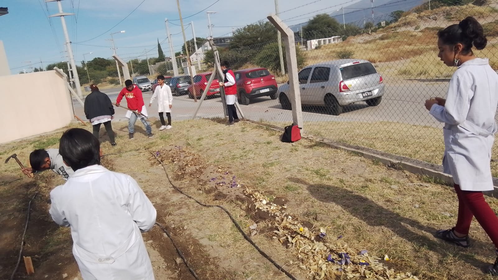 Visita técnica a la huerta de la Unidad Institucional N°1 Rivera del Valle