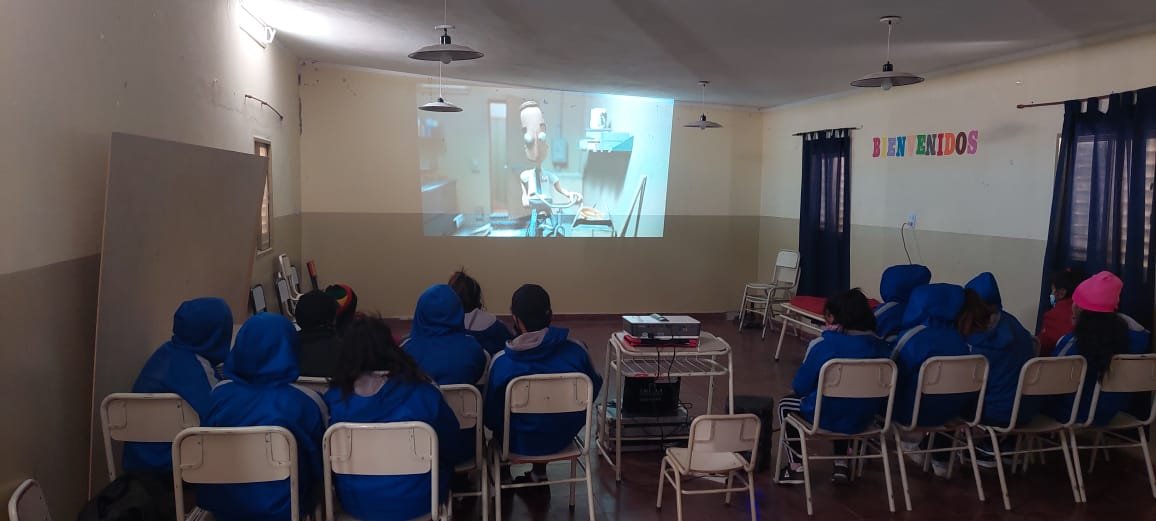 Educación llevó la magia del Cine móvil a las escuelas rurales de período especial