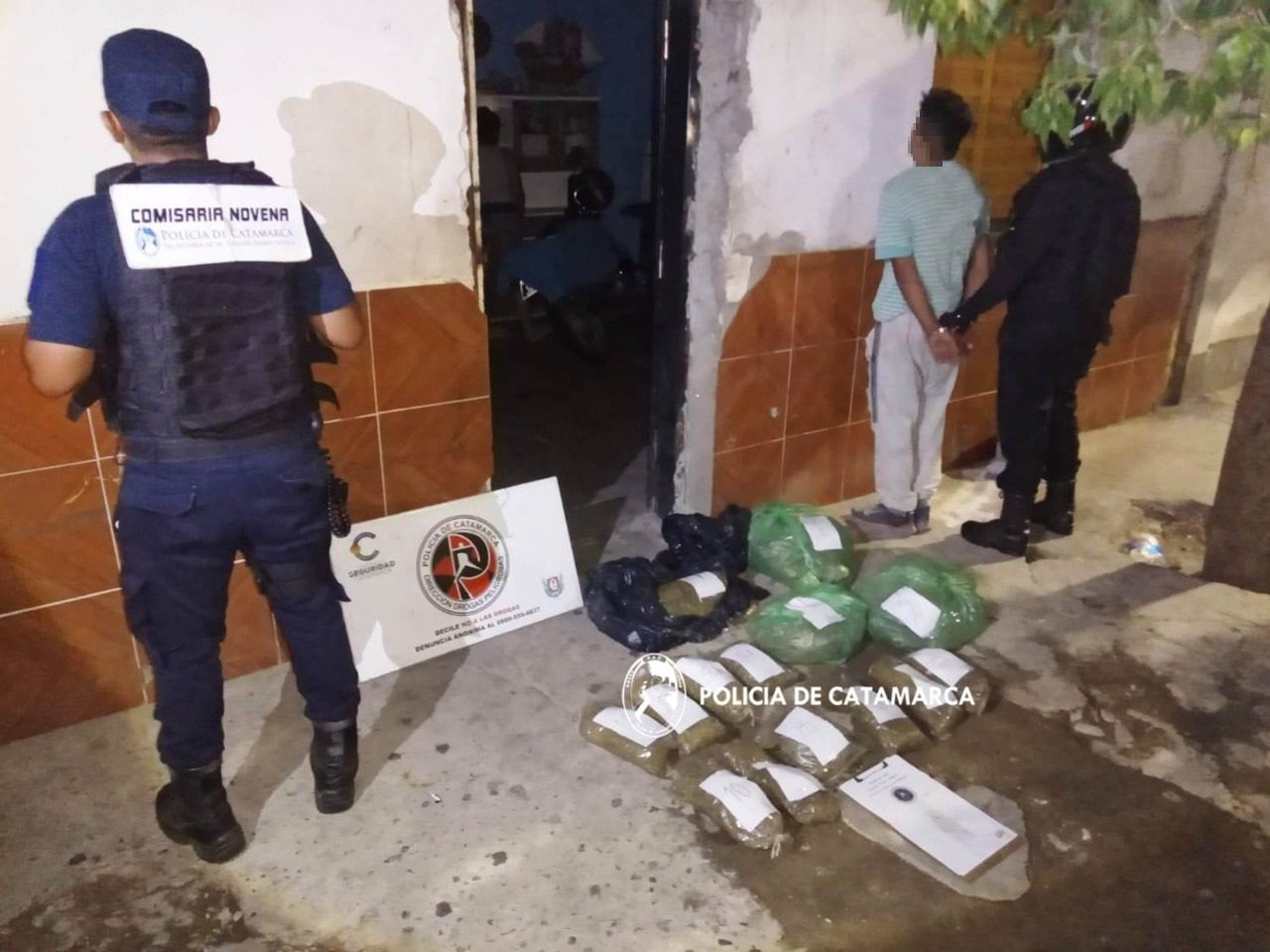 Secuestran marihuana y aprehenden a una persona en el sur de la Capital