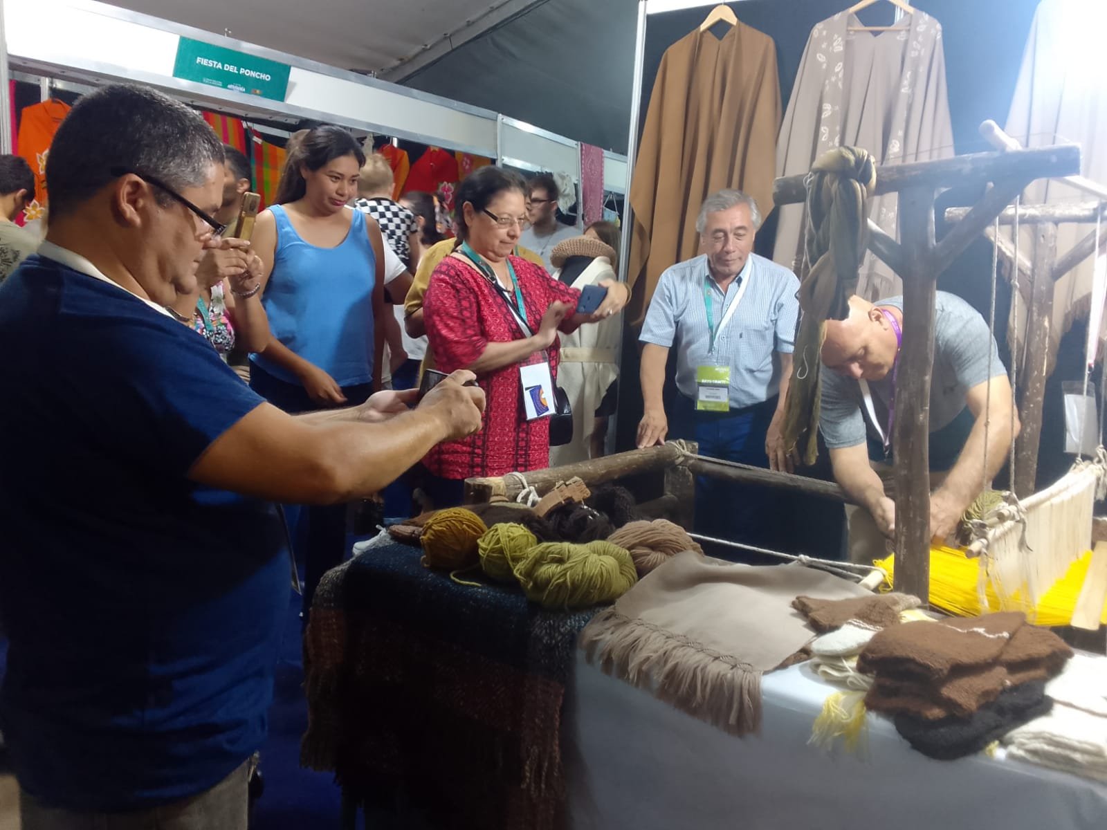 Artesanos catamarqueños, distinguidos en la Fiesta de Artesanías de Colón