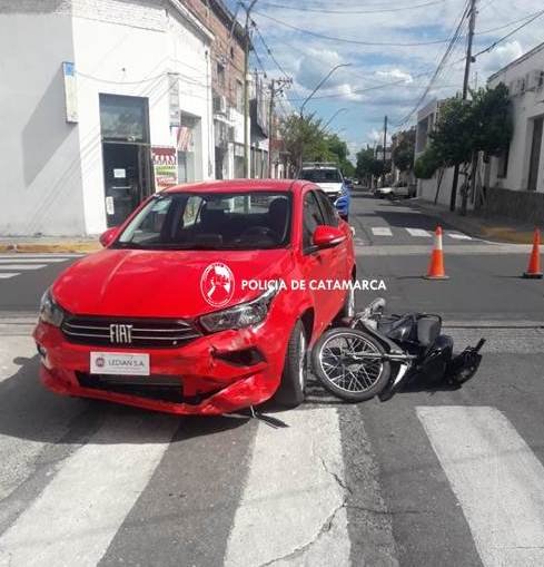 Siniestro vial en el microcentro de la Capital