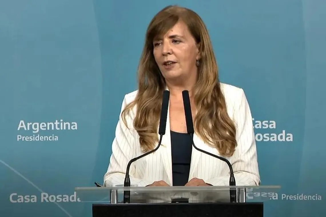 Cerruti: la sentencia contra Cristina «busca sacarla de la escena política»